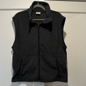Men’s Columbia Charocoal Gray Full-Zip Lightweight Fleece Vest